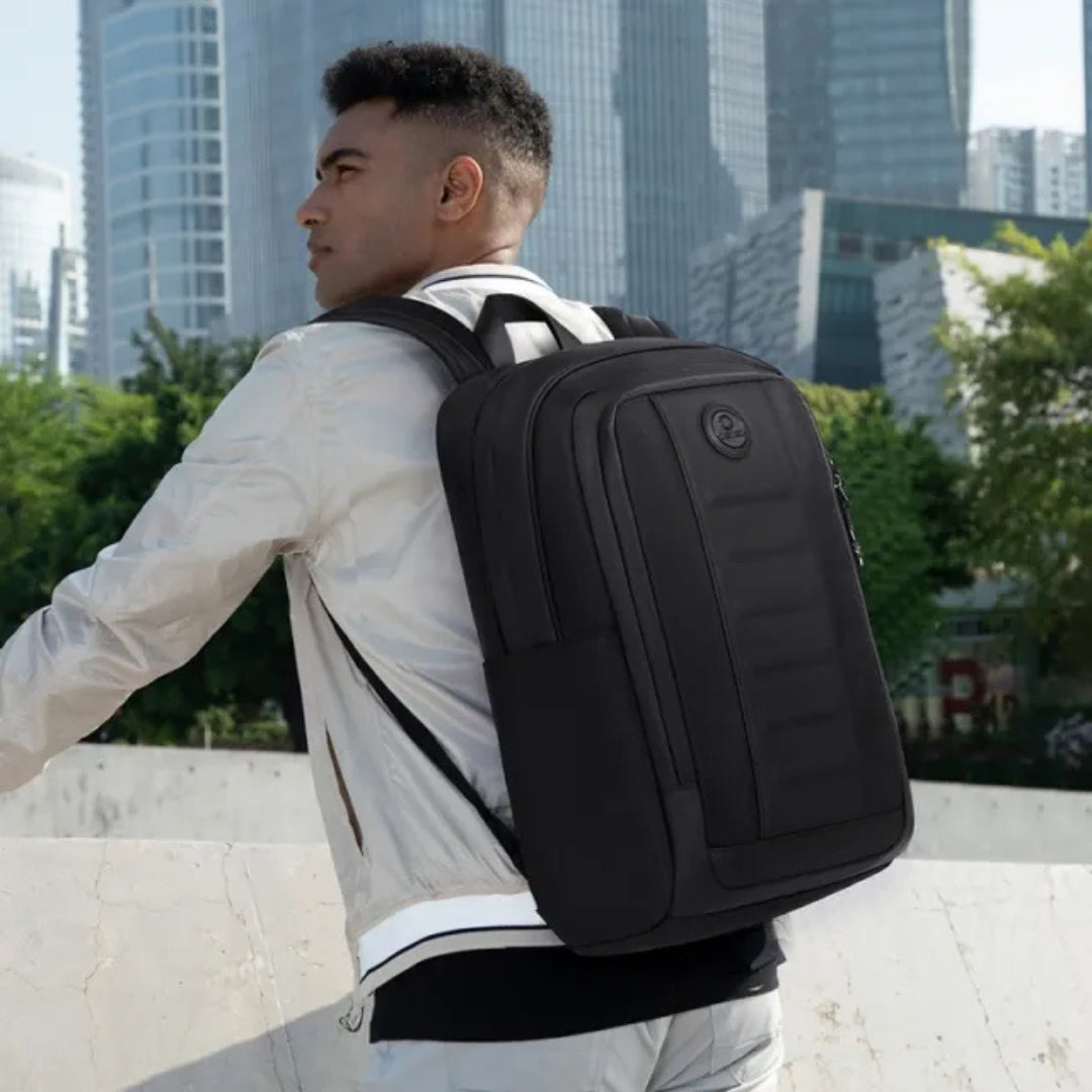 Mochila Para Notebook e Viagem Executiva Impermeável Vector