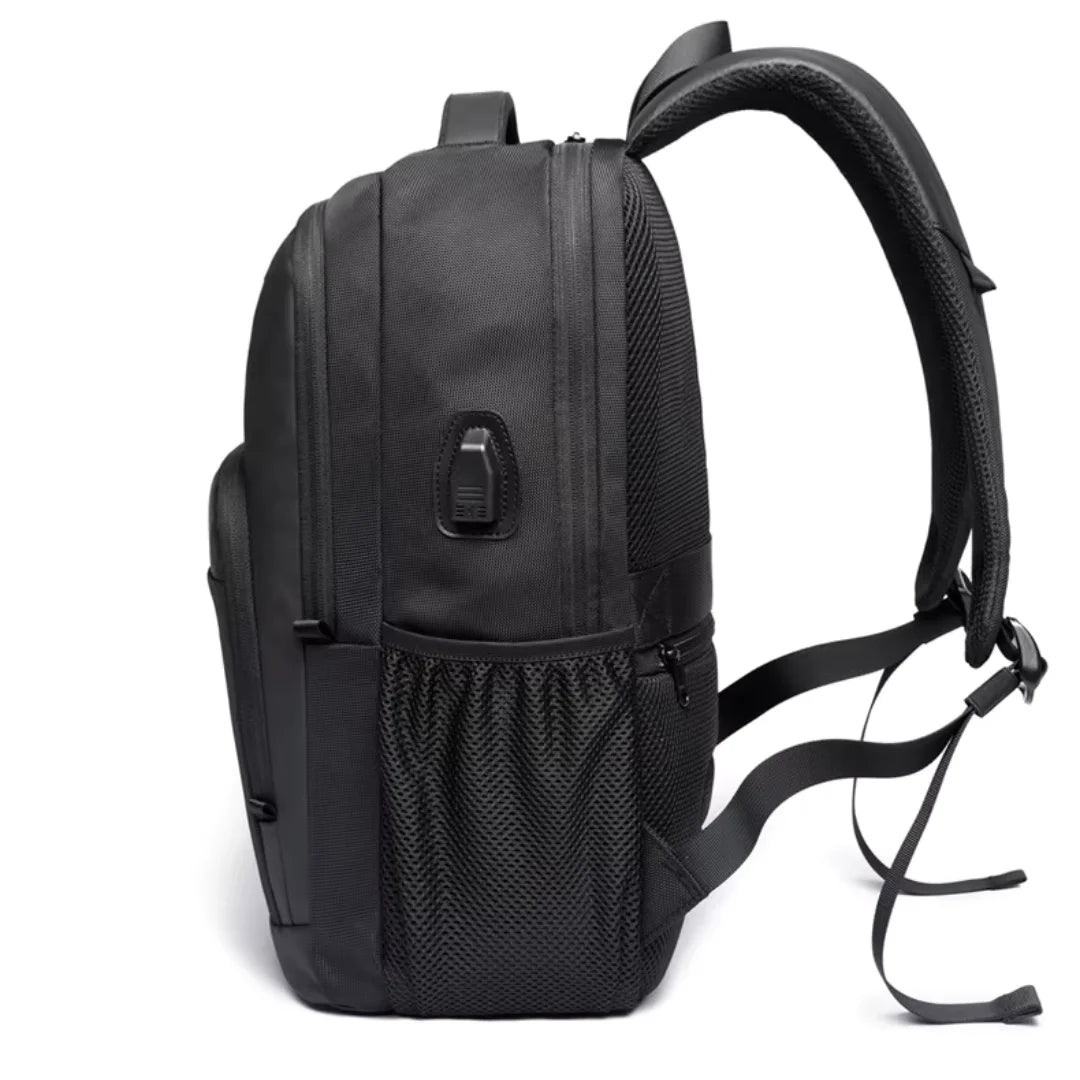 Mochila para Notebook Compacta e Executiva Antifuto Mount
