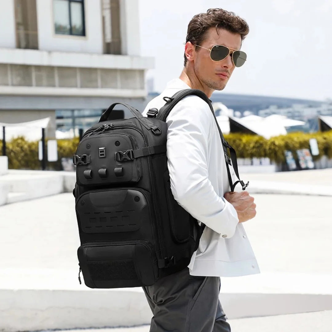 Mochila para Viagem Impermeável com Sistema Molle Bristol