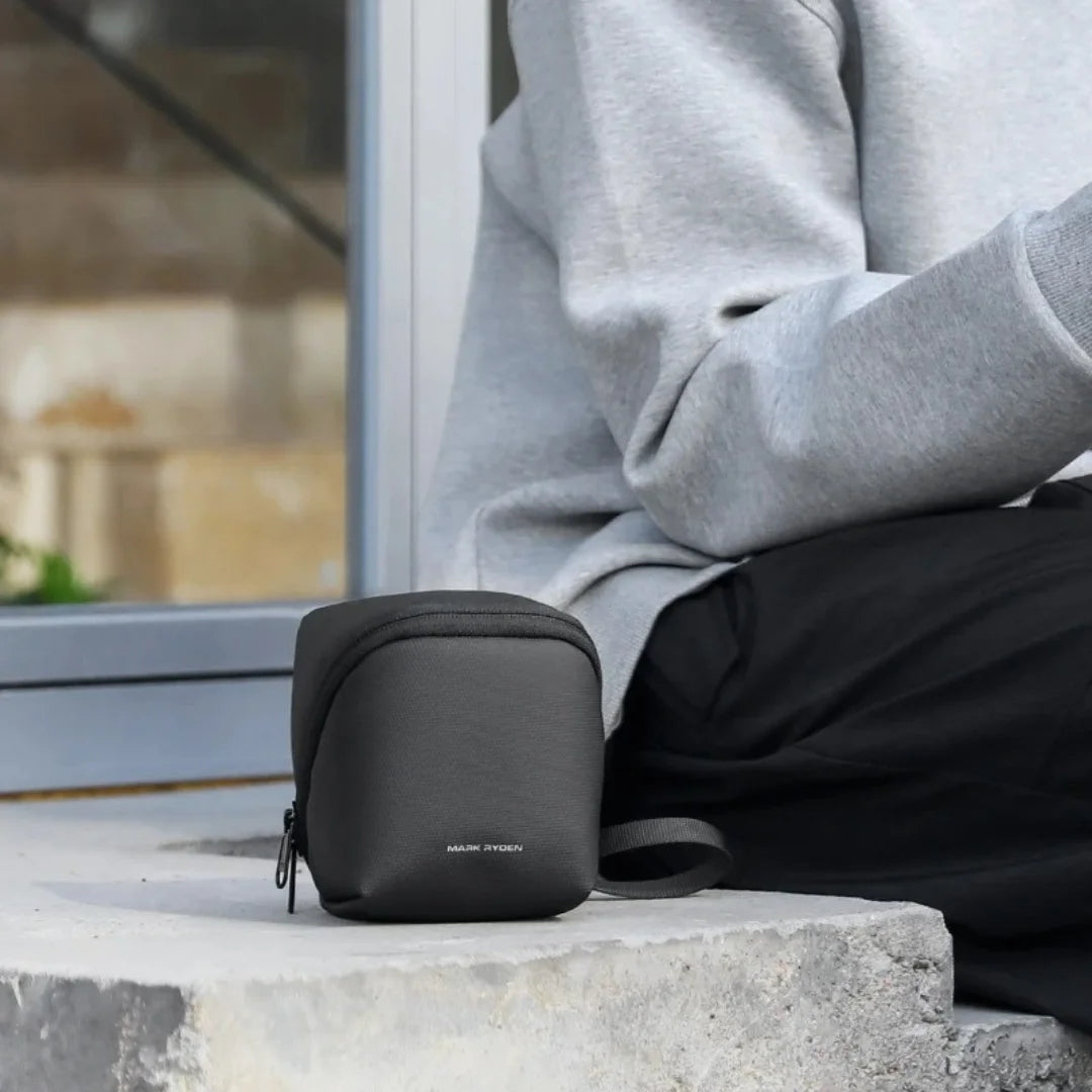 Tech Pouch Minimalista Executiva Impermeável Porto